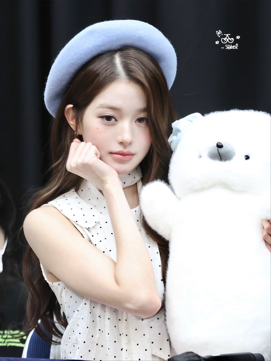 wy_sabel's tweet photo. 260712 🦭
#아이브 #IVE #장원영 #JANGWONYOUNG #원영 #WONYOUNG #ウォニョン https://t.co/XIWkB6cG9v