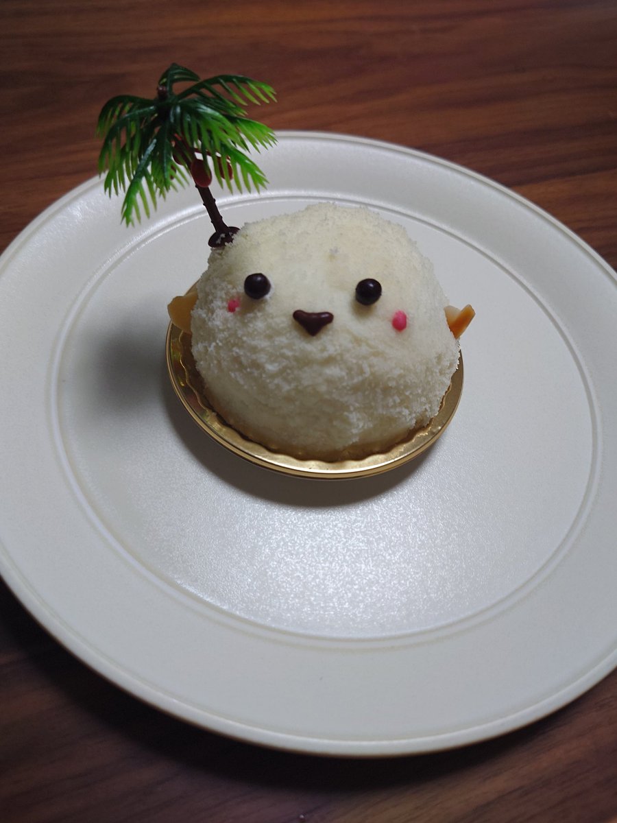 kensonsakura's tweet photo. シマナガエのケーキが可愛すぎたので購入しました😊

ふわふわな食感で程よい苺の酸味が中に入っていて美味しかったです✨

#シマナガエ https://t.co/gBANWVe54f