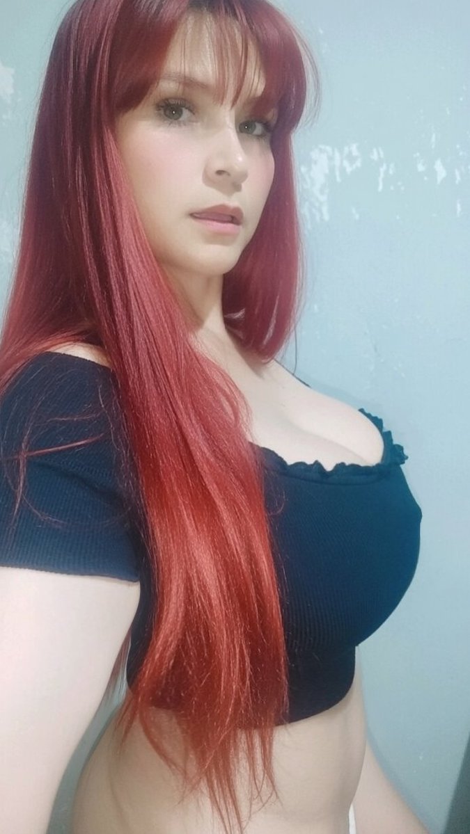 ❤️🤍 Se llama Monika, católica ❤️🤍 tweet media