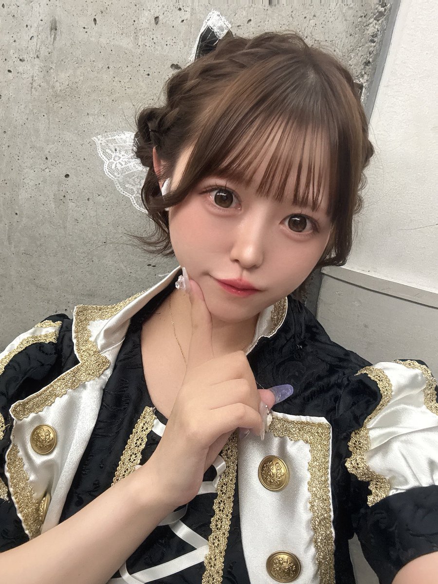 hi_o417's tweet photo. ライブありがとう😭
動員も特典会も言うことなしですすぺしゃるはっぴー
ちゃんとみんなが会場に入れてよかった😭
次があるか分からないけどまだまだやれます。
やっぱり箱パンパンのライブが楽しくてすきあっつい中最後までありがとうね〜(>_<) https://t.co/h1v0ry3saz