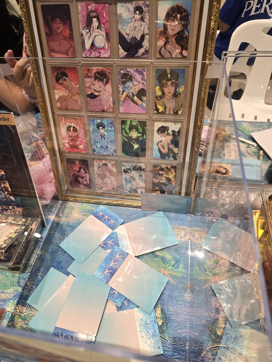 ykp_studio's tweet photo. การ์ดสุ่มนิทานหลังจะหมดแล้วค่า ใครยังไม่ทันรีบมาน้าา 
#YBOOKFAIR11 https://t.co/PvUZaflrLq