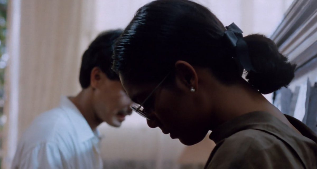 denielemein's tweet photo. 🎞️ 10 faves: PH cinema, na ‘di gitling o isa pa with feelings:

• kisapmata 1981
• karnal 1983
• ikaw pa lang ang minahal 1992
• kay tagal kang hinintay 1998
• markova comfort gay 2000
• mila 2001
• till there was you 2003
• senior year 2010
• tuhog 2012
• pinikas 2025 https://t.co/ErbAklgecW