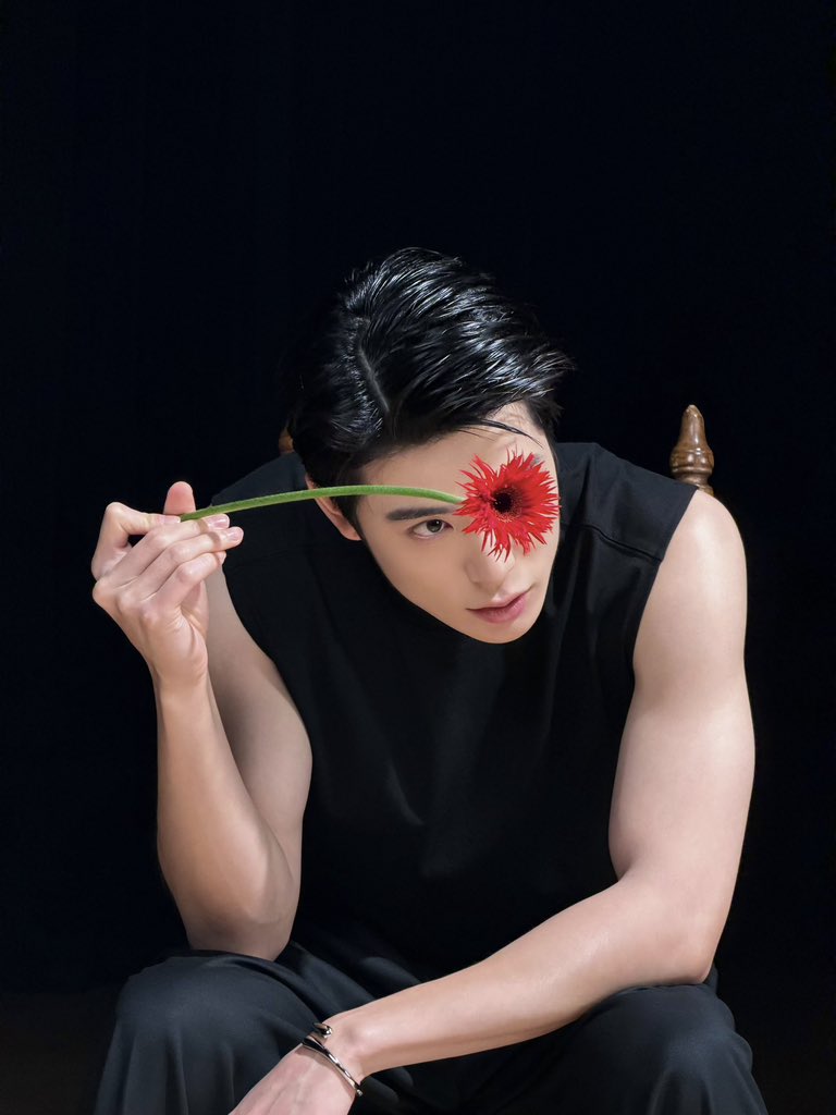 lilpwnjh's tweet photo. วันนี้วันหยุดแต่แจฮยอนหล่อไม่หยุด https://t.co/5ilx0Ixcic