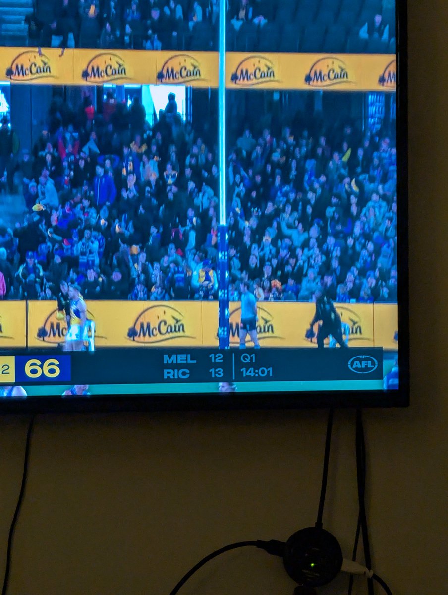 danjohnson's tweet photo. @AFL @kayosports how do I opt out of this screen in screen score?

What if I wanna watch the next game fresh? https://t.co/fMcQRi4jxH