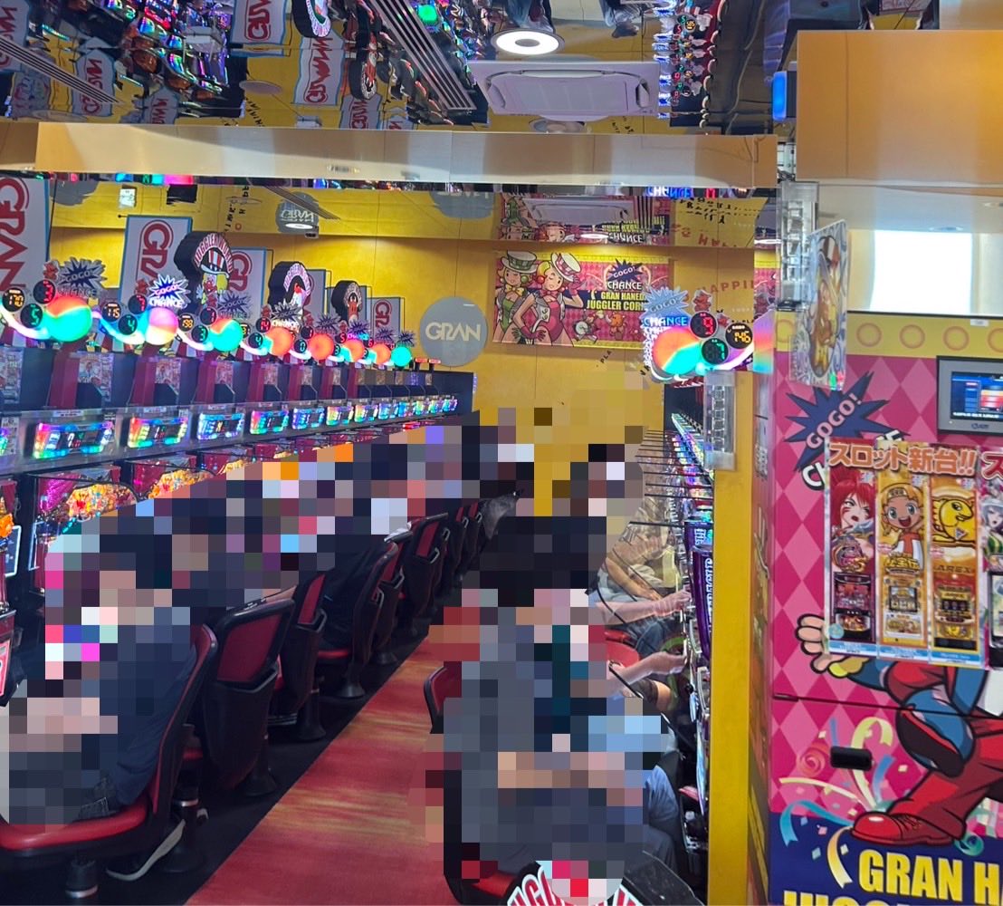 engage2026's tweet photo. こんにちは！

#パチメシGO 勝手に予想のお時間です。

#グラン羽田 様、店内レポート

スロット予想の本命予想の
マイジャグラー、アイムジャグラーが多くのお客様がご遊技中！

北斗の拳、転生の章には
まだチャンスがあるかも！？

パチンコも粘って遊べそう！
パチメシGOでご飯を食べて
ひと勝負！ https://t.co/YcqHe2jaiY