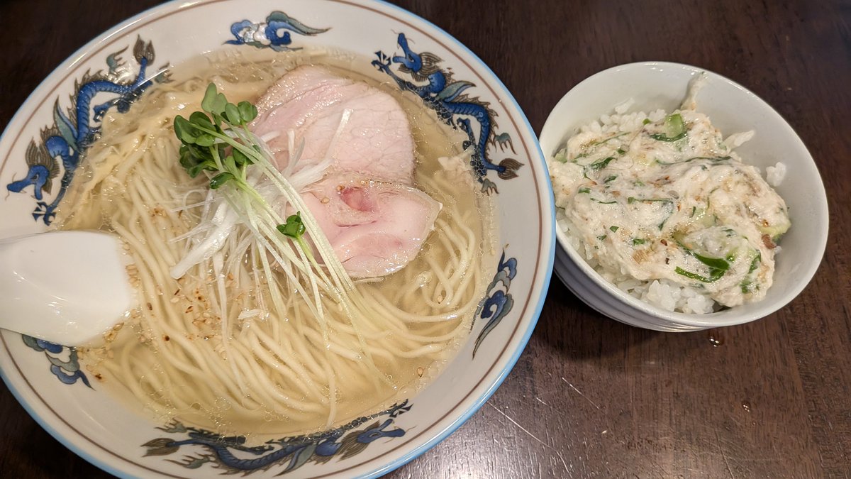 2002Iex's tweet photo. 天然真鯛＆しじみ＆煮干しの塩らーめん温【三重旨塩】+とろろ飯 @ #麺処宥乃(#オダサガ)

今日は麺処宥乃さんで限定狙い字ずらが魅力的だった‼美味しかったです‼近いうちにコレの味噌食べに行きたいな～タイミング合うといいな～‼
#毎日がラーメン #ラーメン #小田急相模原 https://t.co/t9dpJZ6zAf