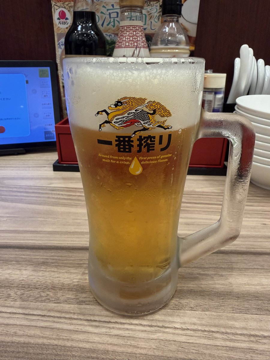 ms_strips's tweet photo. 躊躇いを飲み干して https://t.co/vS1O1L6rre