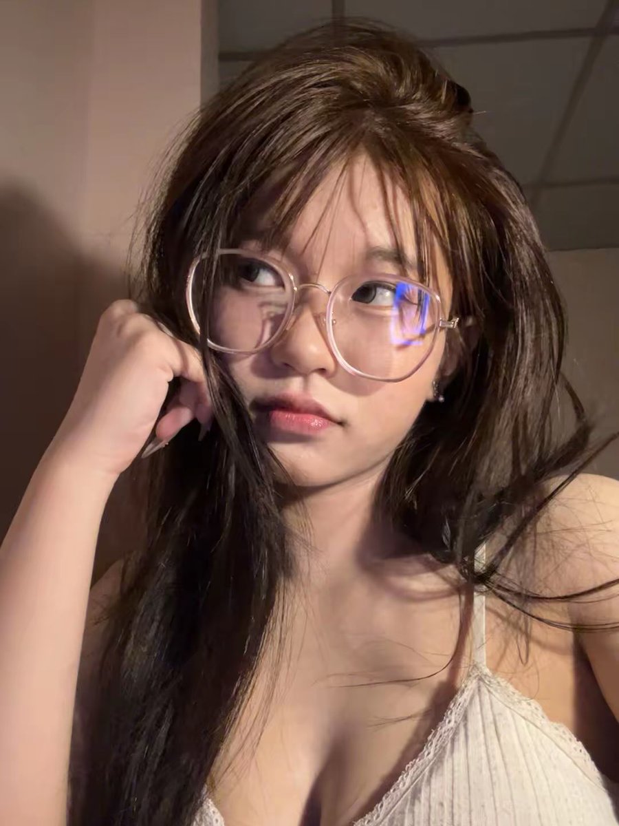 Picec556's tweet photo. อยากกินน้ำ💦 https://t.co/A9ucaSyHC4