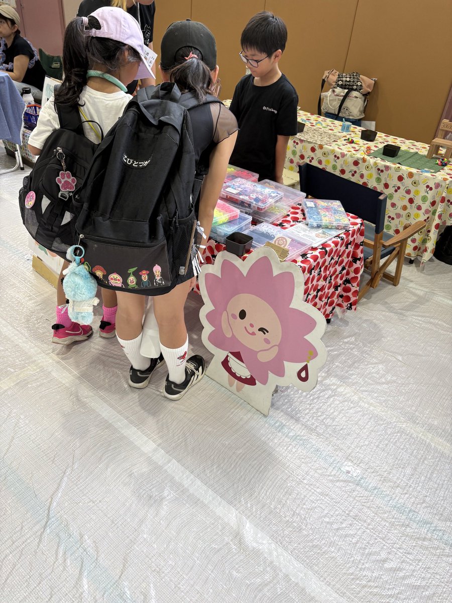 KazuhiroKozuka's tweet photo. 昨日のけやきマルシェ音楽祭にて。
友人(小学3年)の活躍の様子。

年度内に念願のswitch2に届きそうな勢いです！

@SAKU91485674 
@ino0401 https://t.co/Nvo7kg7NLh