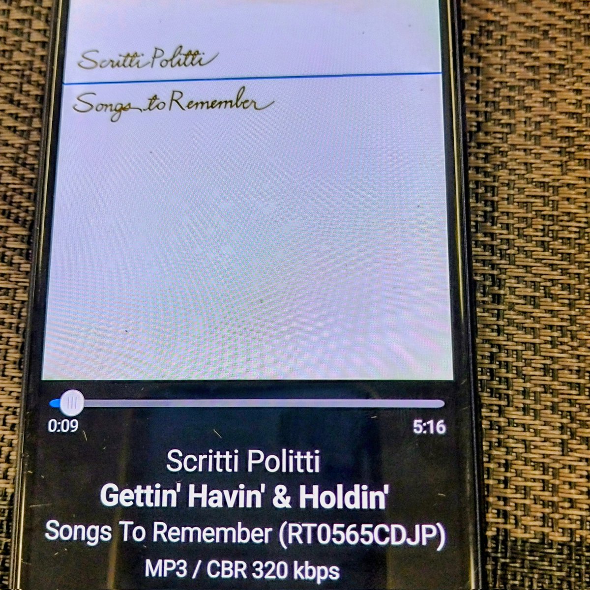 mixturesweet's tweet photo. |ω・`)ノ ヤァ💕仕事だい💕お昼です♥
BGMは今日も #ScrittiPolitti #スクリッティ・ポリッティ
昨日触れなかった2作
リマスタされてまして💕再発♥
2作とも大好きです♥特に1stは感慨深い♥
プリミティブなレゲエとSOUL愛が満ちてる♥
コレにHIPHOPが多大に感化された2nd♥
両者力作ですね♥ https://t.co/hn0DAfzpAw