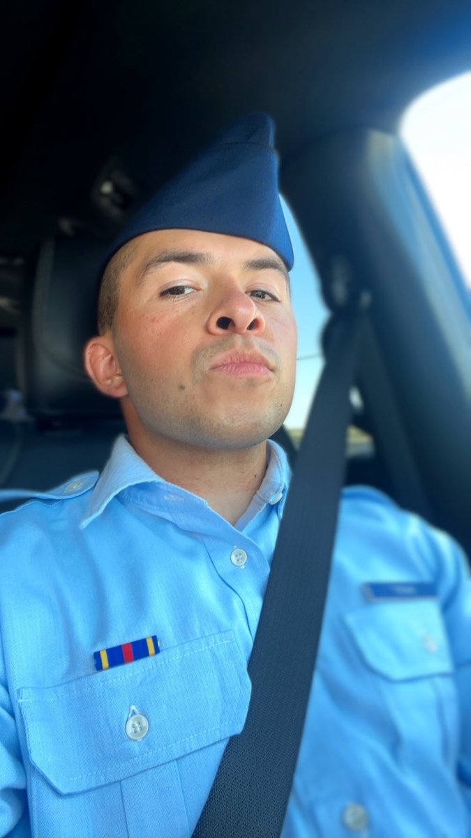PrettyBoySERE's tweet photo. DIAMOND OF THE FLIGHT, FRONT N CEN-TER!
-A1C Short Jr
Forever a Knight💯🫡🇺🇸✈️🛩️ https://t.co/ef016jJYE3