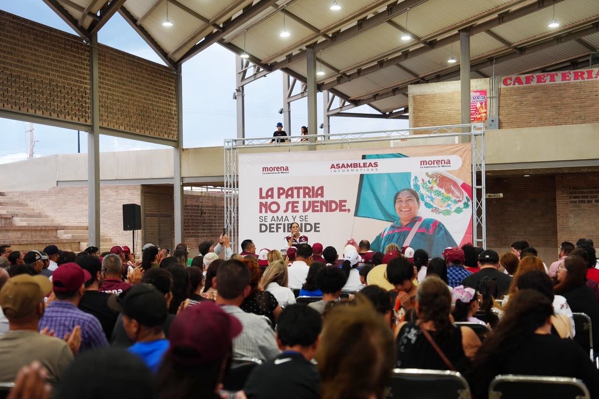 CelidaLopezc's tweet photo. En Agua Prieta se siente el deseo de un pueblo comprometido con el bienestar y con que la transformación siga adelante. Su esperanza, compromiso y participación son una inspiración. #ConElPuebloTodo https://t.co/WN32MNEOjx