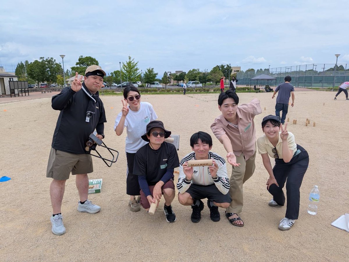 NANDEYANENN's tweet photo. 世界大会前哨戦in滋賀　参加させて頂きました　流石に強豪揃い、かつ猛暑&amp;湿気　結果は下位トーナメント2位で���た　予選後半から熱中症気味で下位決勝までチームメイトが連れて行ってくれました　運営の皆さん　対戦相手の皆様　ありがとうございました　#モルック https://t.co/QcIg0tCl2n
