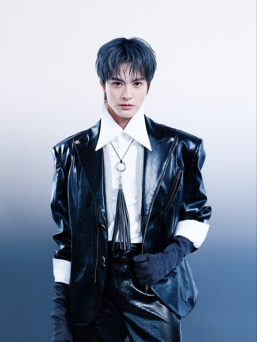 DANGHONGHAI_X's tweet photo. Just one look 👀 

#DANGHONGHAI #당홍하이 #TinhHaSayHi #DatVietVAC https://t.co/3OPZFdAwSh