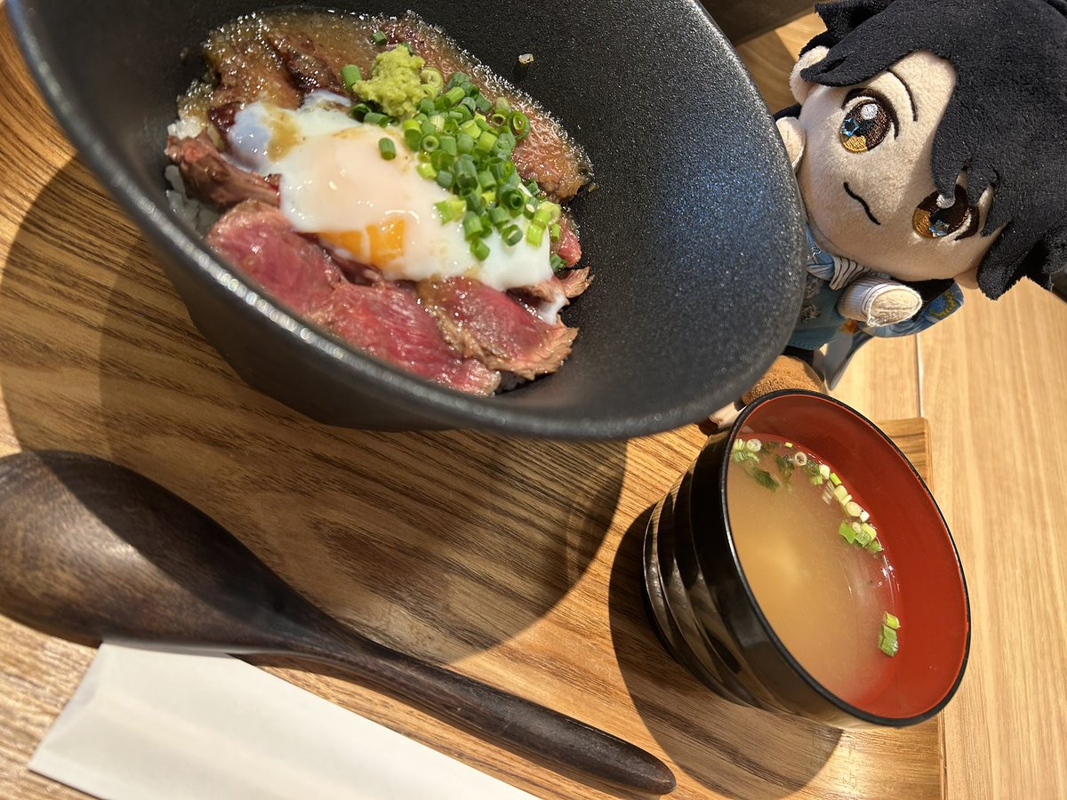 soLetusBeSweet's tweet photo. 🥩

#お腹が空きました https://t.co/1JNLI5KU5m