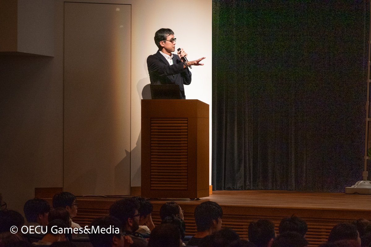 GamesAndMedia's tweet photo. 2026年7月のオープンキャンパスでは、元・任天堂のプログラマー・デザイナーで、現・デジタルゲーム学科 ゲーム・社会デザイン専攻教授の阿部悟郎先生による特別講演「社会に溶けていくゲーム 〜日常を変える『遊び』の力〜」を開催しました。
#大阪電気通信大学 #オープンキャンパス #阿部悟郎 https://t.co/LQp6cNFbxn