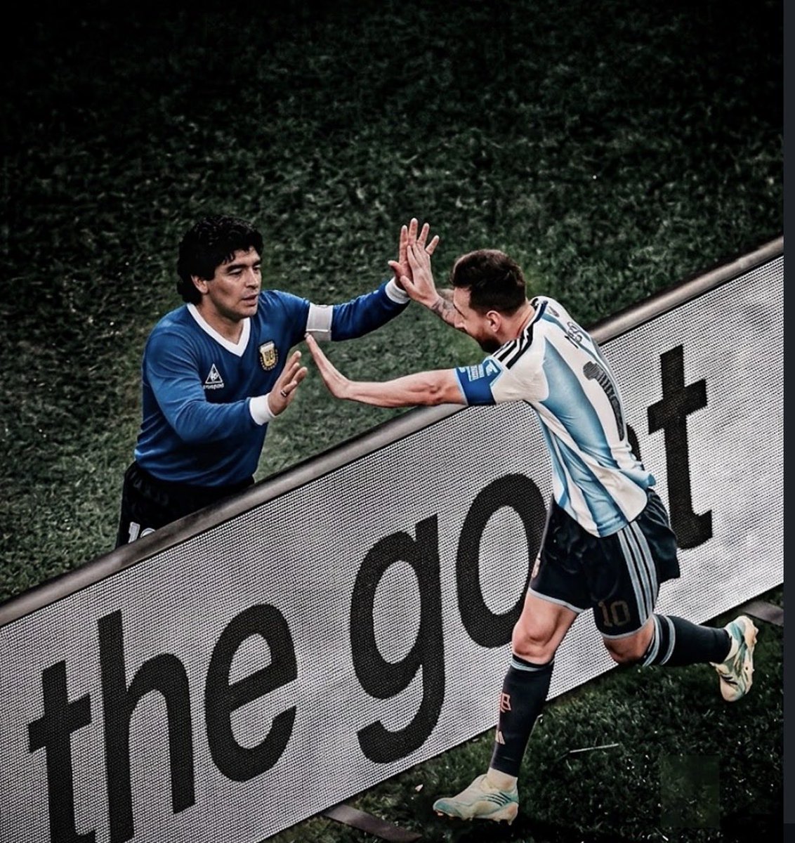 Info__Tatengue's tweet photo. “No es odio, no es revancha. es una rivalidad que el tiempo nunca pudo borrar.” 
Argentina e Inglaterra: donde el fútbol se juega con el corazón y la historia pesa más que noventa minutos.🇦🇷 https://t.co/ebDC5PZxkh