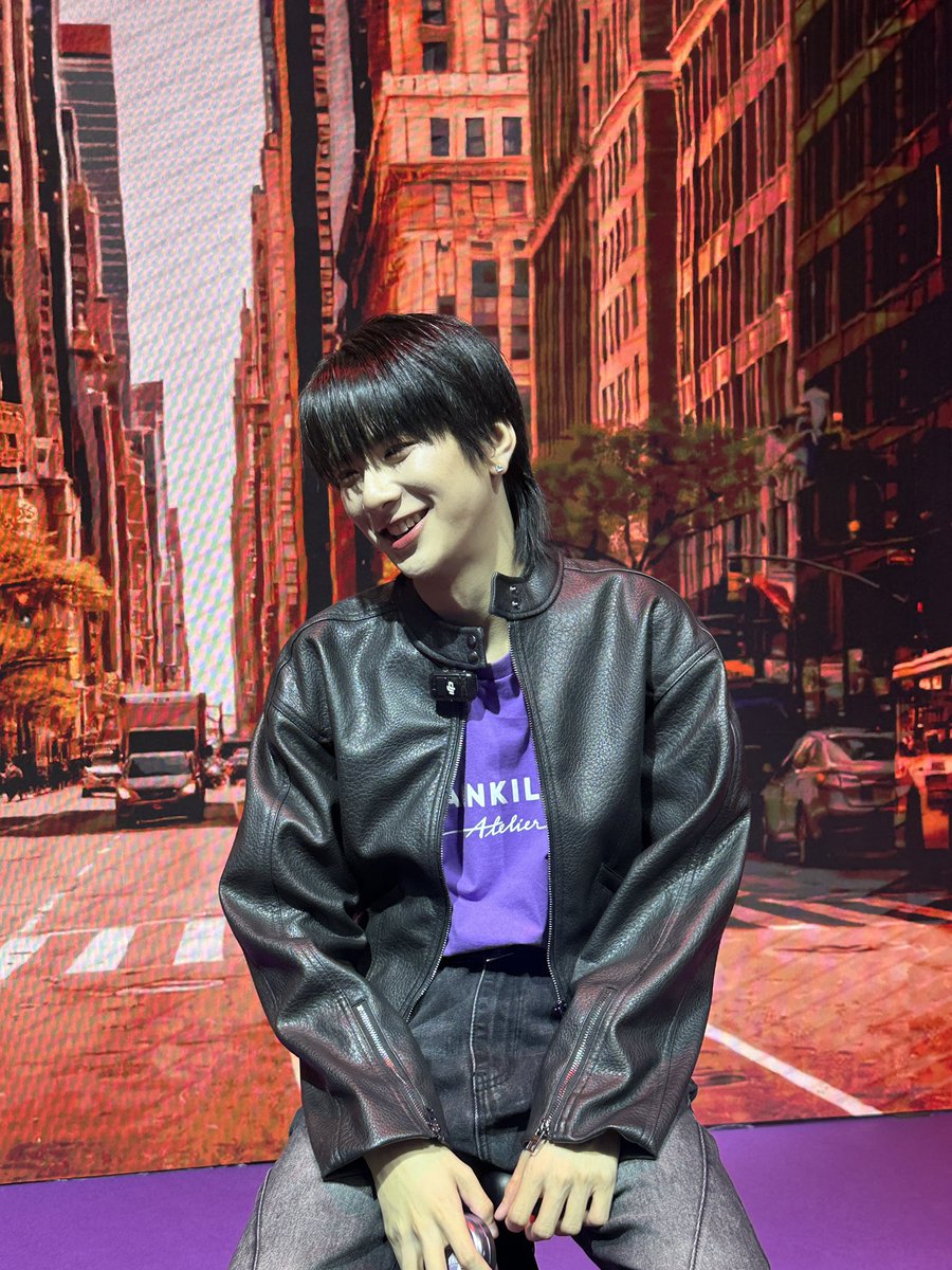 Maybelline_TH's tweet photo. ปั่นจักรยานท้าความร้อนนน ผิวยังสวยยยยอยู่เลย

MAYBELLINE MATTEMAX SAVE
#MaybellinexSave https://t.co/txQrZNsAwD