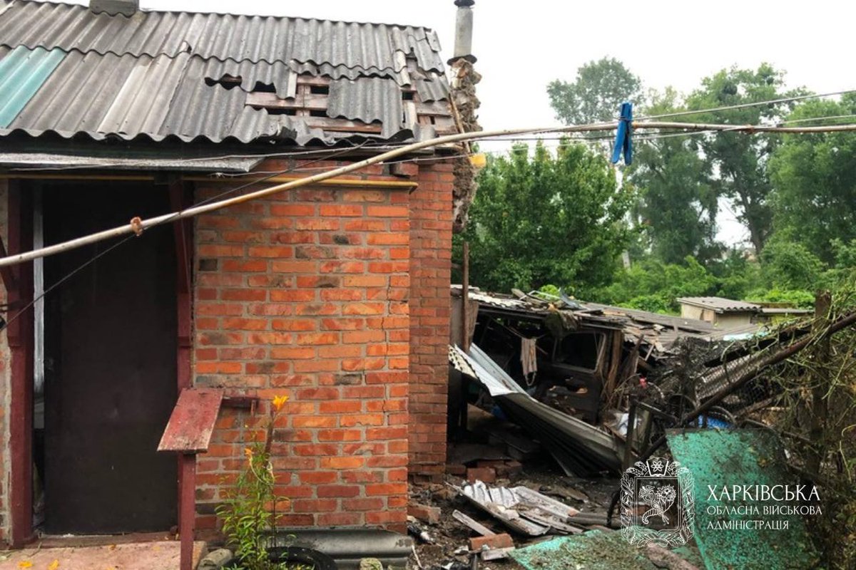 openkharkiv1's tweet photo. Ситуація на Харківщині від Олега Синєгубова, 12 липня, зведення за добу:
протягом минулої доби ворожих ударів зазнали м. Харків і 7 населених пунктів Харківської області.

▪️Внаслідок обстрілів постраждали 20 людей, серед них – двоє дітей.

У м. Харків...https://t.co/vXmELliR2E https://t.co/31vNX7xnk8