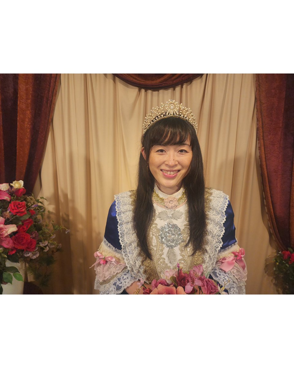 hitomiiyaoki's tweet photo. ＊Birthday＊

本日無事誕生日を迎えることができました😊🎂いつも応援していただきありがとうございます✨
事前にこんな素敵なお写真も撮れて、かわいいテディベアも作ってきました✨

15時からYouTubeで Calm Talking 生配信、19時からはDJ Hitommiy として初主宰の @funflownight を開催します✨ぜひご一緒していただけたら嬉しいです😊
良い1年になるよう今日をやりきります！

I’ve successfully celebrated my birthday today😊🎂 Thank you all so much for your constant support✨
I managed to get some wonderful photos taken beforehand and even made a cute teddy bear✨

At 3PM, I’ll be hosting a Calm Talking live stream on YouTube, and at 7PM, I’ll be holding my first self-produced event, @funflownight , as DJ Hitommiy ✨ I’d love for you to join me😊
I’m going to give it my all today to ensure it’s a fantastic year ahead!