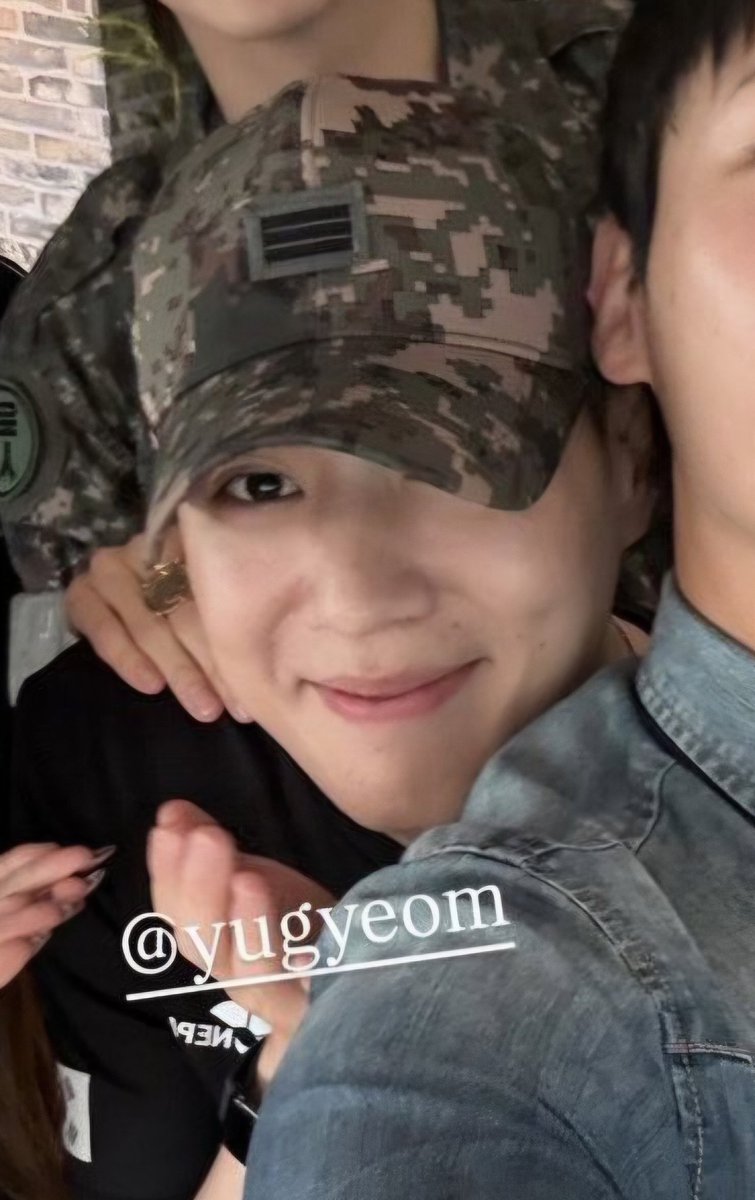 NW_KYUM's tweet photo. แล้วน่ารักอะไรขนาดนี้ ㅠㅠ https://t.co/ZO2TlA9lIU