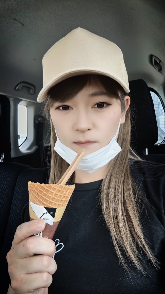 Senadnn3's tweet photo. お参りに行ってきました🙇‍♀️
いいことがありますように🙏
毎年大晦日はここに来てるょ😉🚙 https://t.co/EIwfZFOOYn
