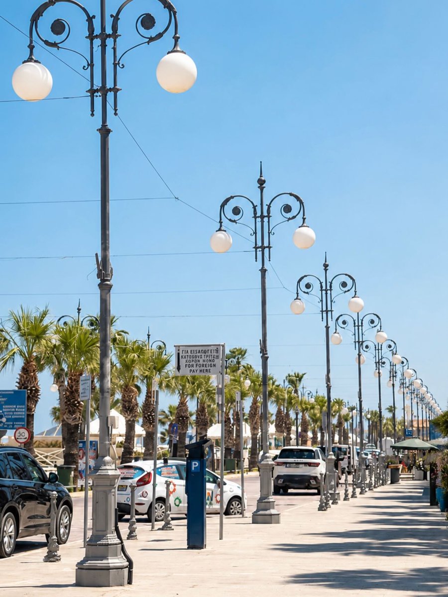 visitcyprus's tweet photo. The ultimate Sunday checklist: Historic alleys, palm-lined promenades, and crystal-clear water. 🏛️🌴🌊

Larnaka is serving up major summer inspiration today. ☀️🇨🇾 #VisitCyprus #Larnaka

📸 IG jeffreygadian_ https://t.co/9mIjSISKWt