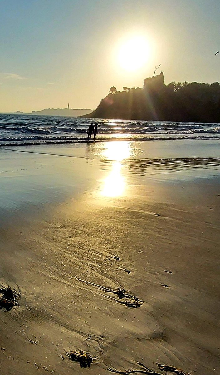 BarrMarie's tweet photo. #Morning #Dinard https://t.co/WvWTvTETsN