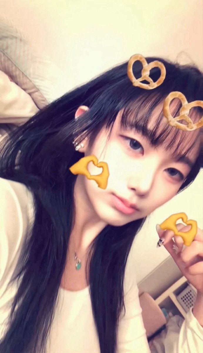 pretty_43942's tweet photo. #레친소 #wlw https://t.co/EtgW79H1aa