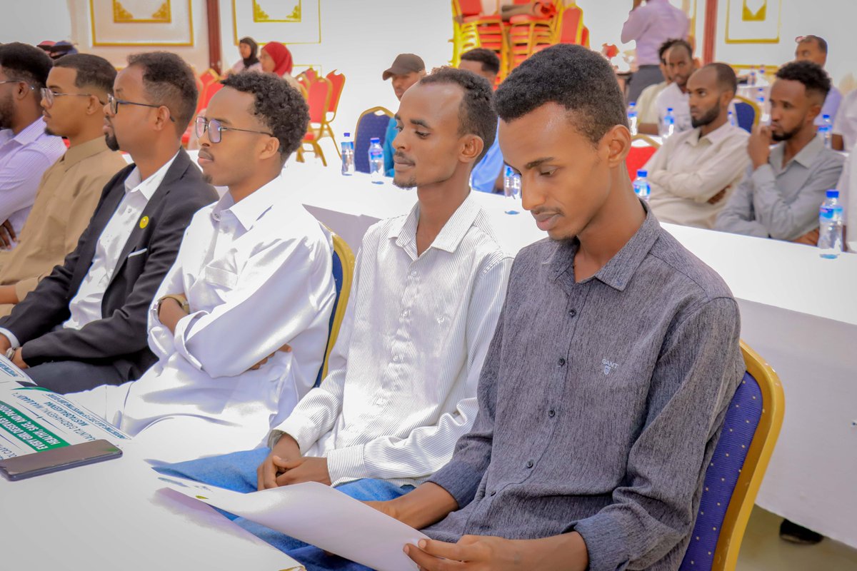 NAFIS_NETWORK's tweet photo. Supported by @giz_gmbh, NAFIS Network convened a Community Public Meeting in #Gebiley, strengthening collective action to end #FGM/C, protect girls, and promote lasting social change.
#EndFGM #ProtectGirls #NAFISNetwork https://t.co/CcF4TBuVy0