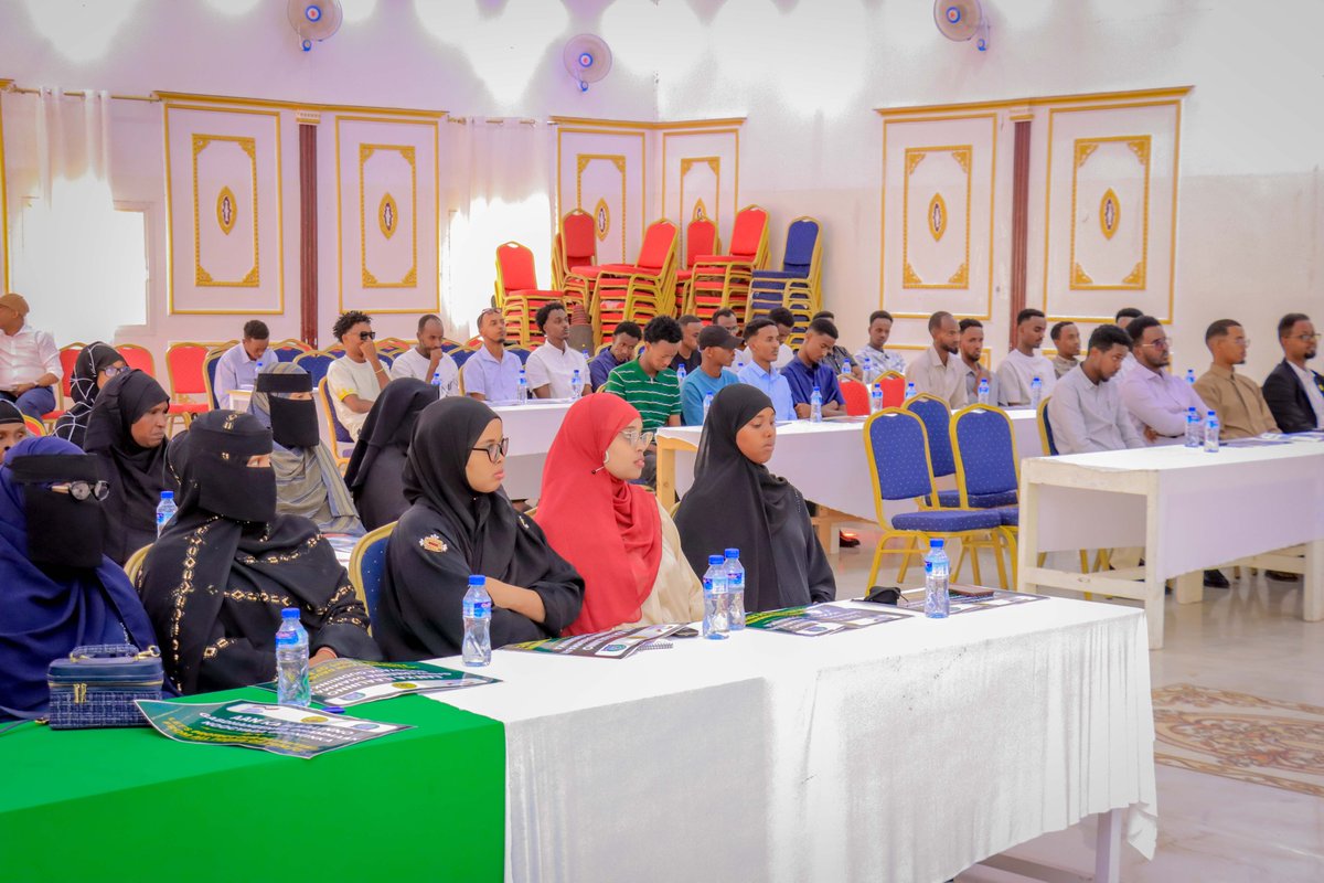 NAFIS_NETWORK's tweet photo. Supported by @giz_gmbh, NAFIS Network convened a Community Public Meeting in #Gebiley, strengthening collective action to end #FGM/C, protect girls, and promote lasting social change.
#EndFGM #ProtectGirls #NAFISNetwork https://t.co/CcF4TBuVy0