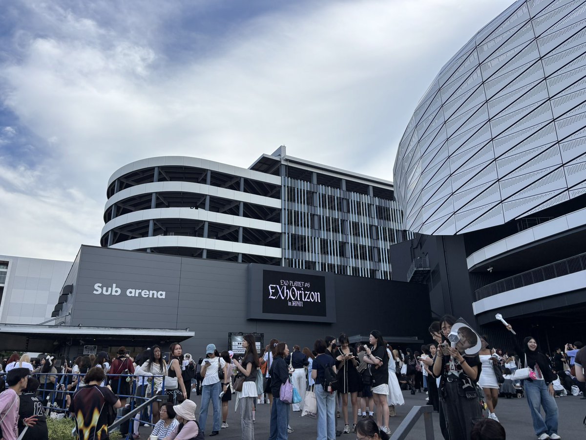 yone_asami's tweet photo. EXO PLANET #6 – EXhOrizon in JAPAN (TOKYO)
2026年7月11日(土)
LaLa arena TOKYO-BAY メンアリーナ
開場17:00 開演18:00 https://t.co/ke53S2qN3f