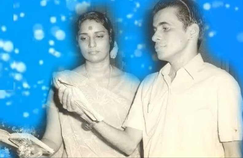 Jayaghosh_'s tweet photo. Legendary singer #SJanaki as a playback singer in #Tulu movies

Dāreda Buḍedi 1971
Pageta Pugè-72
Bisatti Bābu-72
Uḍal da Tuḍar-73
Kōṭi cennaya-73
Yān sanyasi āpè-73
Bayya Malligè-74
Boḷḷidōṭa-77
Kariyaṇi Kaṭṭandi Kaṇḍane-78
Kāla-97 https://t.co/EpnOWLZTs4