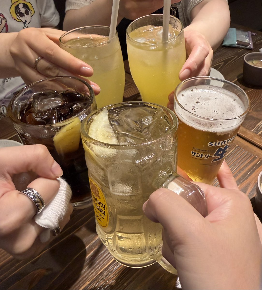 minacocorock's tweet photo. ニッポンの社長の単独ライブの余韻〜☺️（まだまだ）サクッと打ち上げもやりました😂！塚田農場に入ったのだけど、宮崎名物のお店で、偶然にも宮崎の話題が出てくるコントががあったので、皆んなでテンション上がってました😂😂😂なんてタイムリーな！ゆっくりは出来なかったけど色々と楽しかったな！！ https://t.co/VkaiabCywg