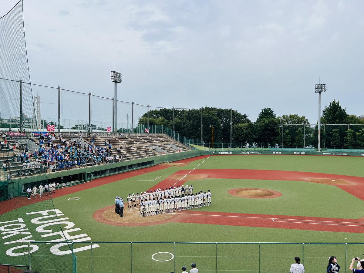 lions_wine's tweet photo. 近くにある府中市民球場で開催されている高校野球の都大会を見に来ました。義父の母校を応援。青春だねー https://t.co/AxmjtIh07F