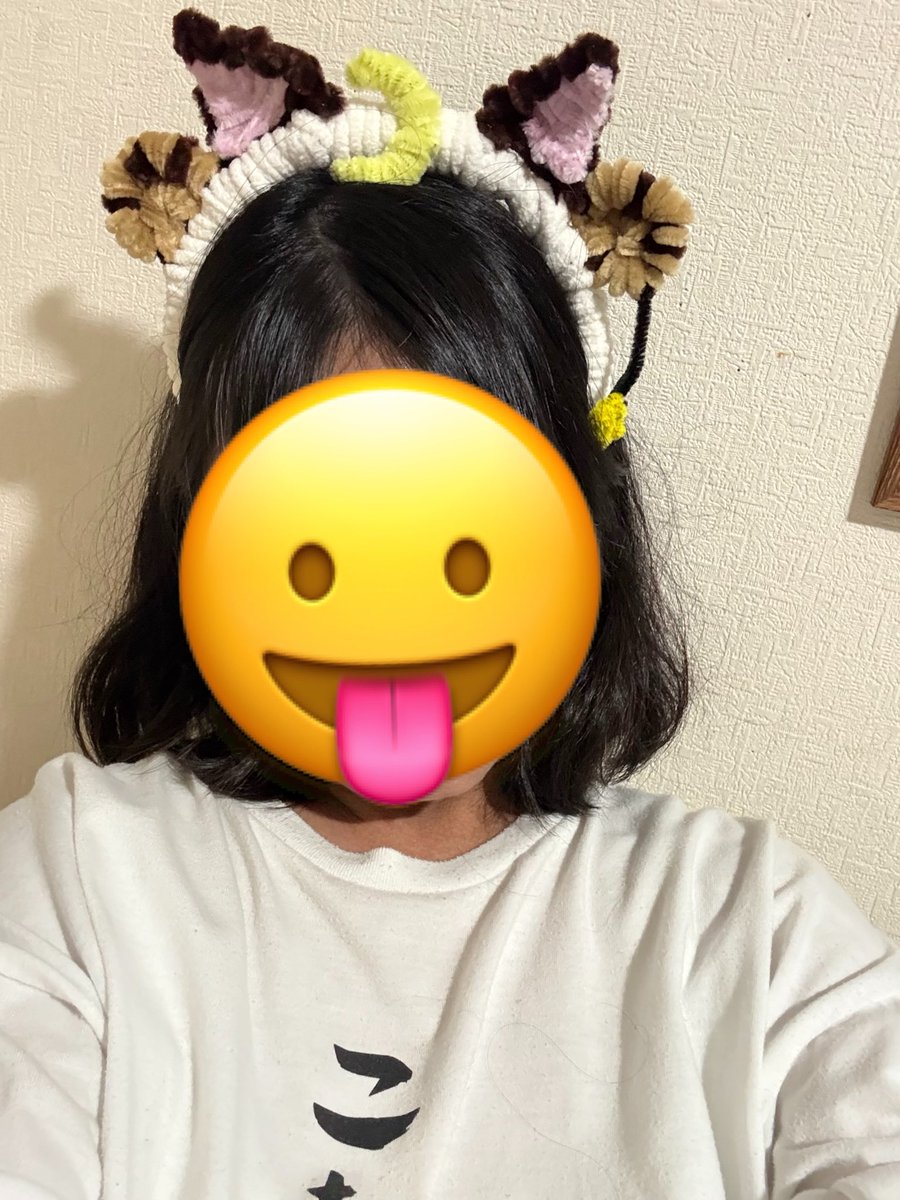 yuurendayoo's tweet photo. ちまちま作って完成！
初めて作ったにしてはなかなかいい感じに出来たのでは？笑
もう一個作るかは考え中 https://t.co/1v0lxE5mG8