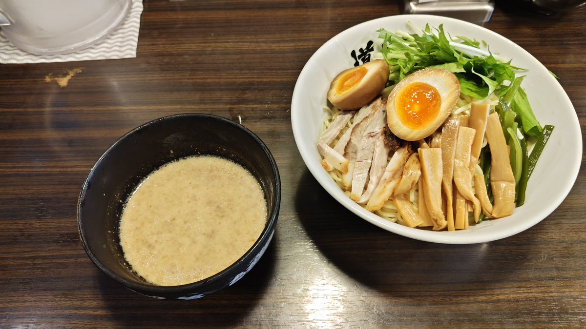 schaft777's tweet photo. こんにちは🫪 今日のお昼ご飯は とんこつ道楽ラーメンにて ゴマだれ冷やしざるを食べたなり
 #蒲田
 #とんこつ道楽ラーメン 
 #ゴマだれ冷やしざる https://t.co/M0c6VB6mSb