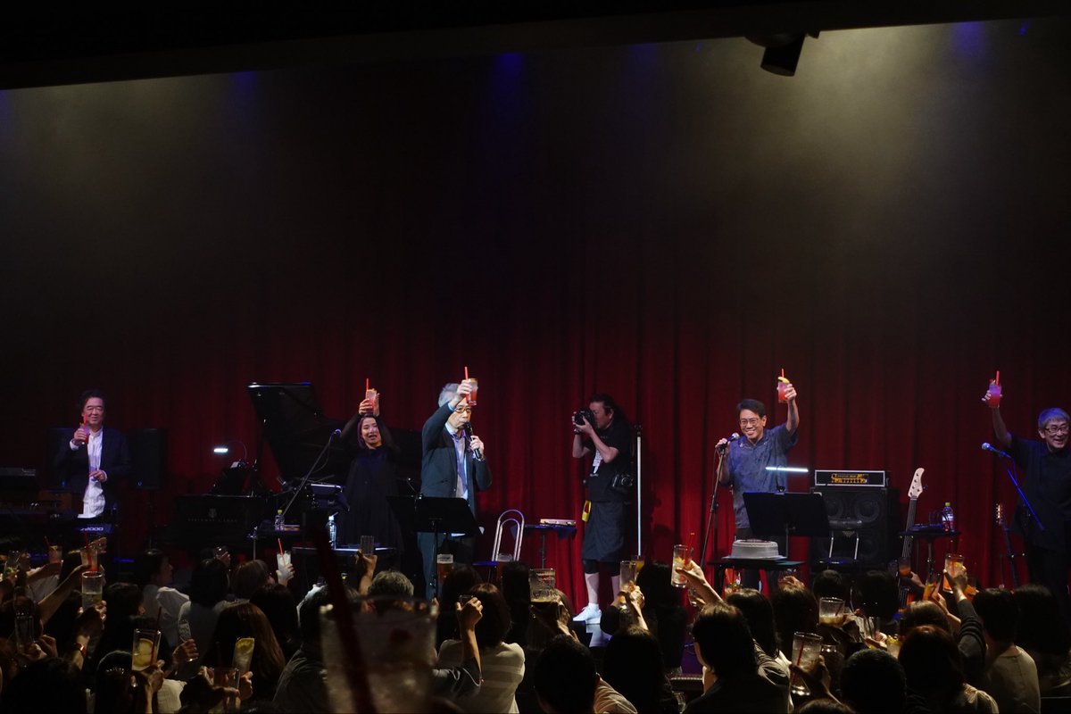 InagakiJunichi's tweet photo. 7/10ビルボードライブ横浜へお越しの皆さん、関係者の皆さんありがとうございました🎶

一つ大人の階段を上がった初めてのライブでした🫡
ありがとう😀 https://t.co/l3FeYQhcVX
