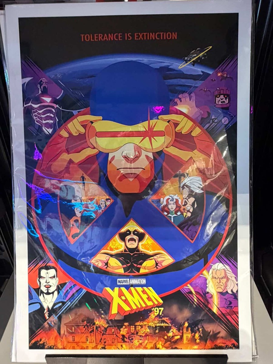 RogueSpotting's tweet photo. Spotted: X-Men Merch featuring Rogue at the official Marvel Store at Downtown Disney (Anaheim, California)
Thanks to @theatomicbun for the spotting.
#rogue https://t.co/5qjxq9lFaM