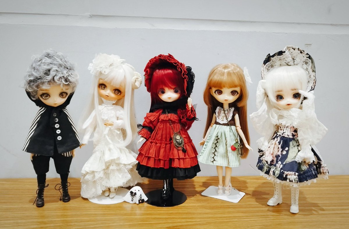 ice9forDolls's tweet photo. アイドール行ってきました！ほしかった服を買えて大満足です😊
シチリアのお洋服も買えてよかった✨ https://t.co/OgLJZiyTRZ