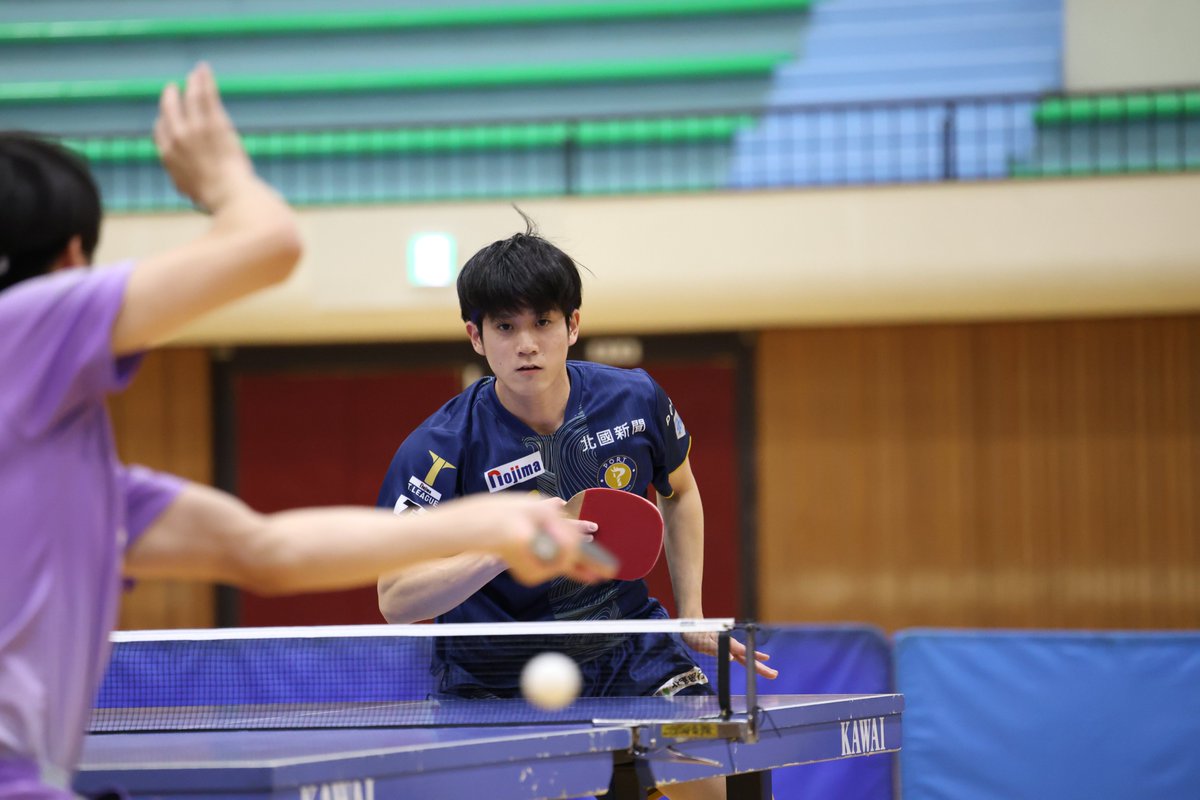 kanazawaport's tweet photo. 🔵合宿Photo📸🟡

NEWユニフォーム撮影
#松下大星 選手✨

#金沢ポート

👇ファンクラブメンバー募集中❣️
https://t.co/YxnR9jAKaA

👇ホームマッチ開幕戦チケット販売中！
https://t.co/RrbBVeCPXA https://t.co/kqMFUpo9Al