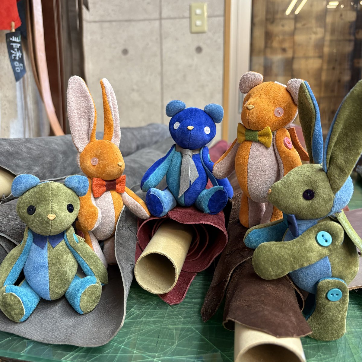 bellee_nu's tweet photo. ベルズベア＆ベルズラビット撮影中！
お披露目準備中です！

https://t.co/7cjl3BJAA0 https://t.co/Gc7SRGC94U