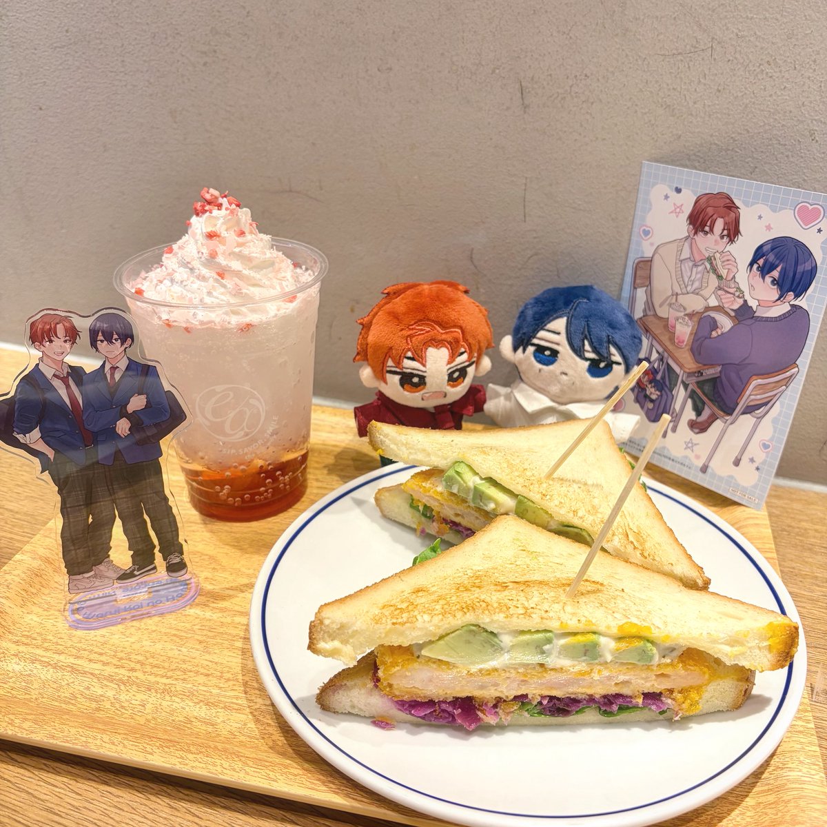 osushiT_T's tweet photo. いつの話すぎて震えてしまいますが:(っ'ω'c):
わる恋カフェ行ってました👊🏻
フードもおいしいしたくぴろちゃんはかわい〜し最高空間でした🎀🧸
またコラボカフェやってくれ〜 https://t.co/UAWR6TlTGF