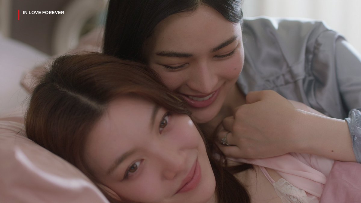 Netflix_PH's tweet photo. "i'm looking to confirm this isn't a dream" 🥹 we finally got the good ending (for this specific moment, at least) 

#InLoveForever #หลิงออม #LingOrm #Lingling #Orm #หลิงหลิงคอง #ออมกรณ์นภัส #LinglingKwong #OrmKornnaphat https://t.co/gfll1mIzmr