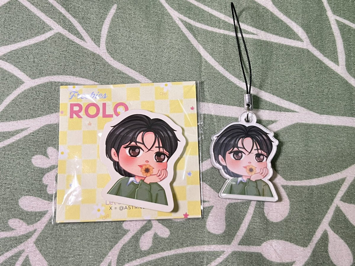 renjunsawit's tweet photo. sukakkk banget! makasihhh freebies nya🫶 @astrndrn @renjunphile00 @cheeseematchaa https://t.co/lrW3FXiwWi