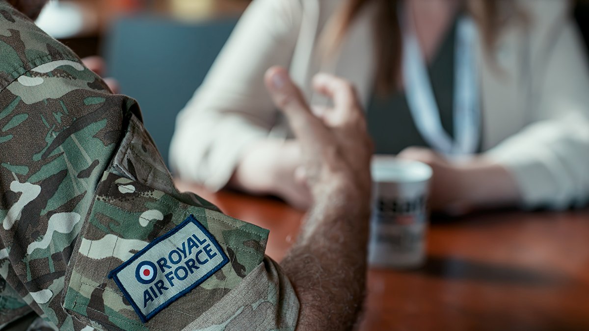 SSAFA's tweet photo. Serving alone, coping together. This week (6-12 July) is #AlcoholAwarenessWeek. @SSAFA RAF Welfare Officer, Andrea Pemberton, explores dealing with the challenges of living away from home, when alcohol can sometimes start to take on a different role. https://t.co/T6496kdmR5 https://t.co/MtiM9ObmOT