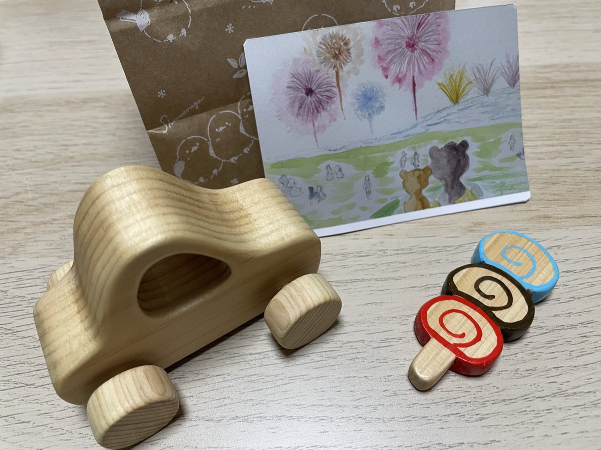 Marun70916155's tweet photo. カヤドではこちらも✨
けむりのたみは新たなけむりを手に入れた☺️
ふれあい木々さんのステキなイラストにほっこり☺️☺️
ぜったいに美味しいパンも☺️☺️☺️
#KAYADO!フリー
#こだわり燻製ラボていく
#ふれあい木々
#ぱんでぃふぁりーな https://t.co/X68XzOUonQ
