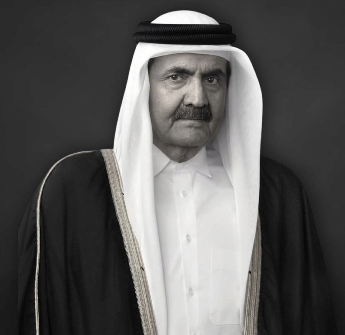 anthy60480's tweet photo. أوصيكم بالثبات على الحق
 مهما تبدلت الأيام والأحوال

الأمير الوالد الشيخ حمد بن خليفة آل ثاني

#مصابنا_واحد https://t.co/IaP01ojvy2