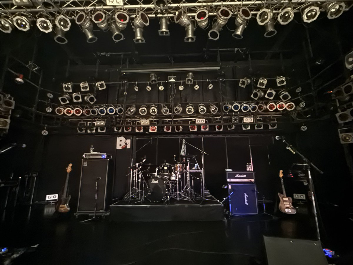 hitori_clock's tweet photo. 本日こちら、『HITORI-ESCAPE TOUR 2026 at 福岡』‼︎
『ESCAPE TOUR 2023』の3年振りのDRUM Be-1で楽しみ‼︎ https://t.co/LTZzm0dzmL