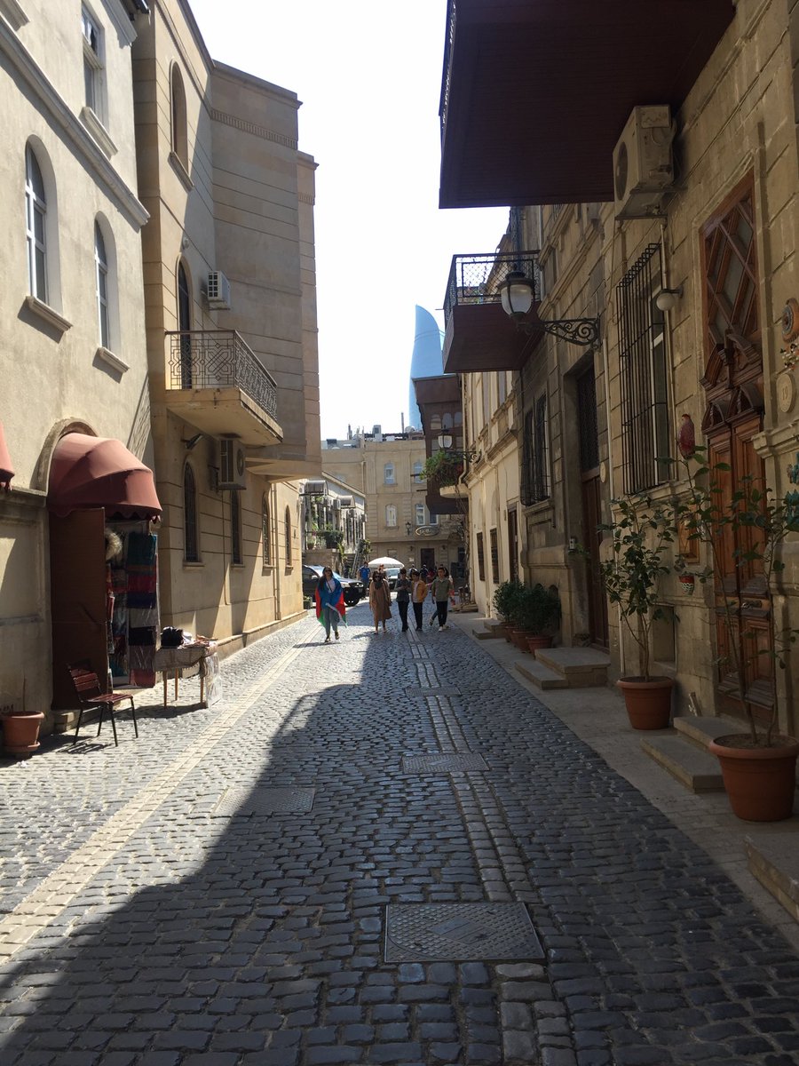 kithsiri09's tweet photo. Lost in the timeless charm of Baku’s Old City. https://t.co/GSNudZppwI